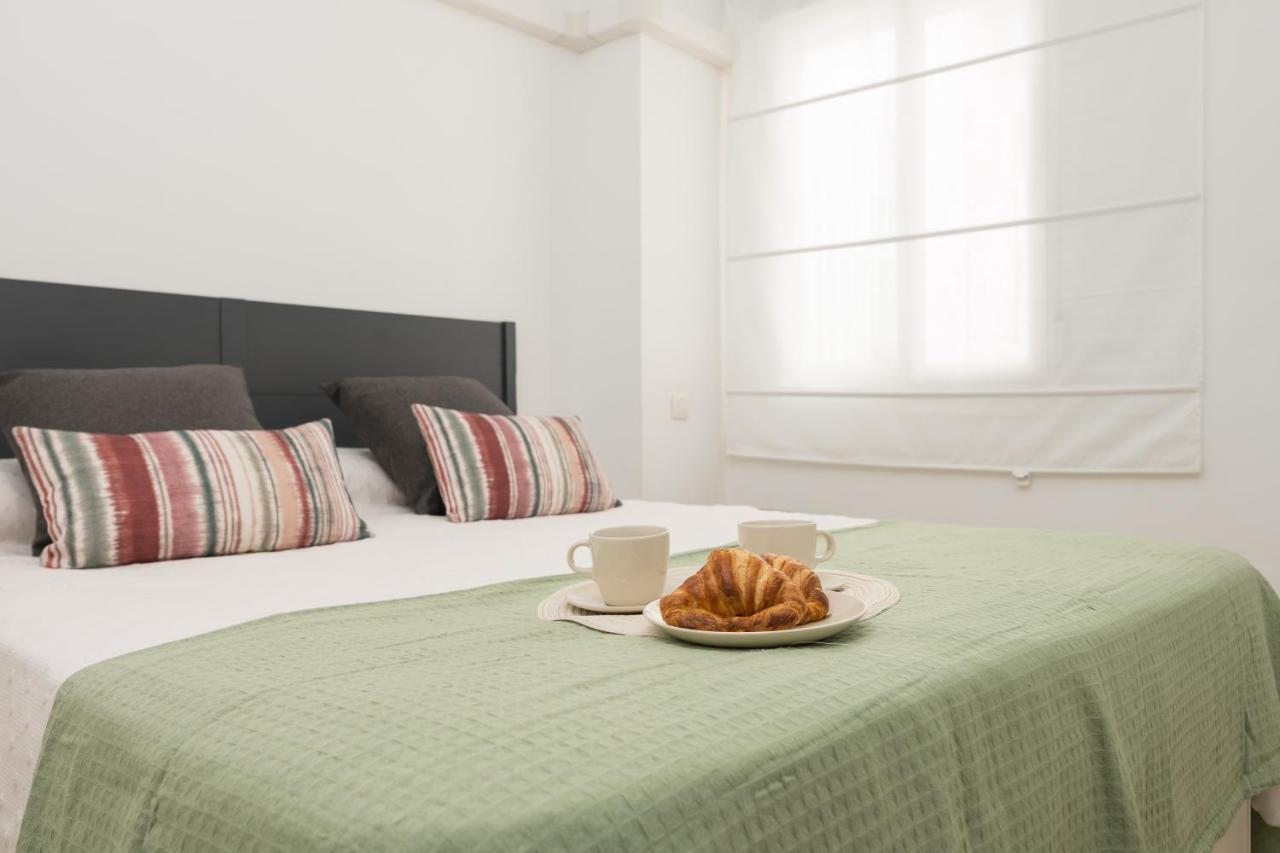 Precioso Apartamento Con Habitacion Separada En Centro Historico De Málaga Dış mekan fotoğraf