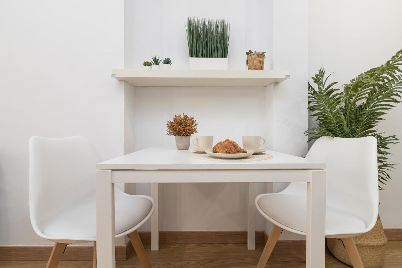 Precioso Apartamento Con Habitacion Separada En Centro Historico De Málaga Dış mekan fotoğraf