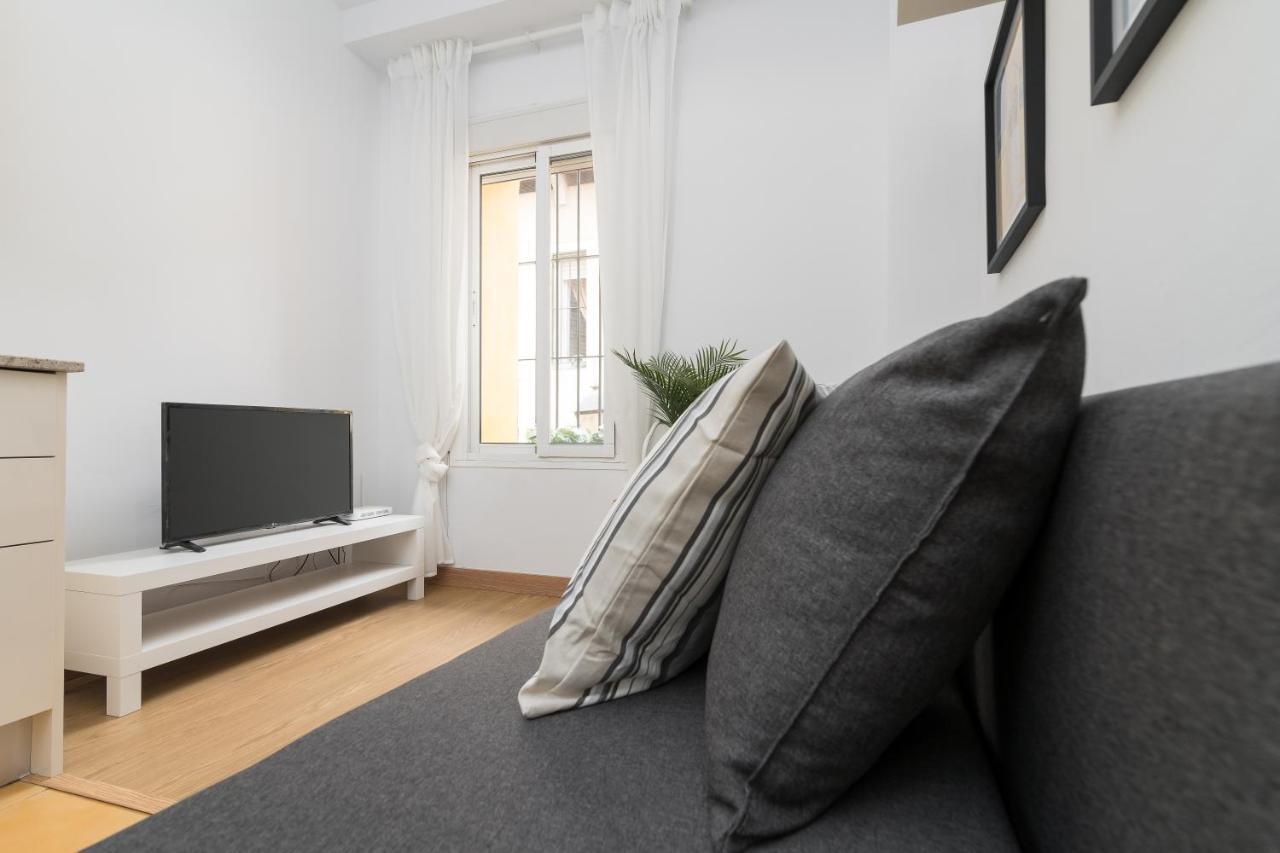 Precioso Apartamento Con Habitacion Separada En Centro Historico De Málaga Dış mekan fotoğraf