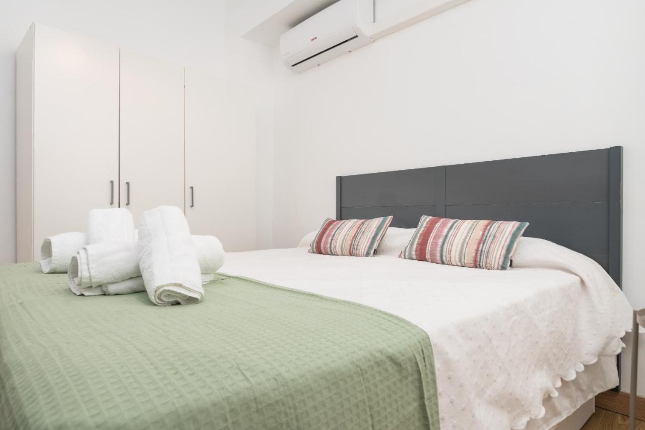 Precioso Apartamento Con Habitacion Separada En Centro Historico De Málaga Dış mekan fotoğraf